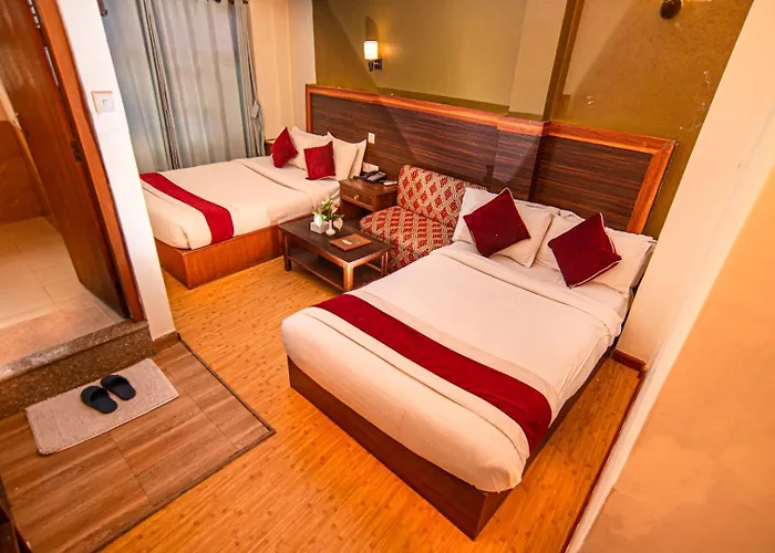 Regency Hotel *